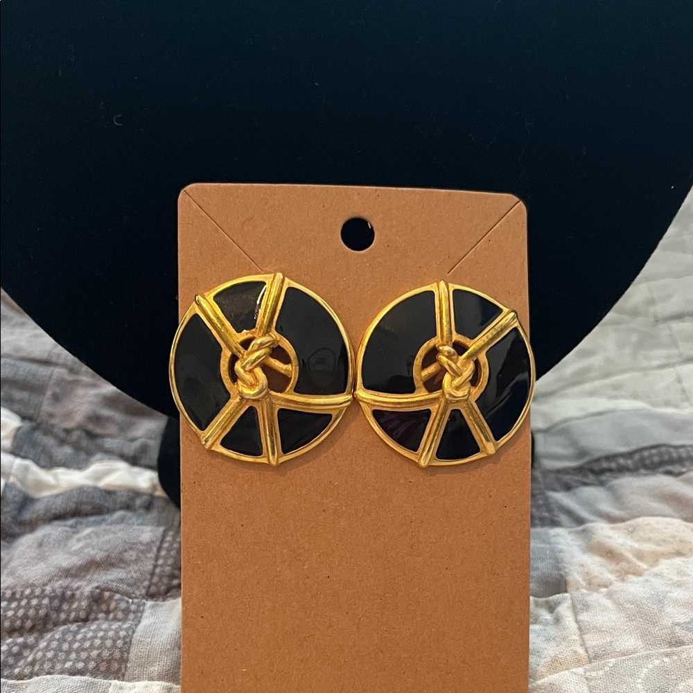 Gold-Tone Knot Circle Earrings with Black Enamel post earrings signed